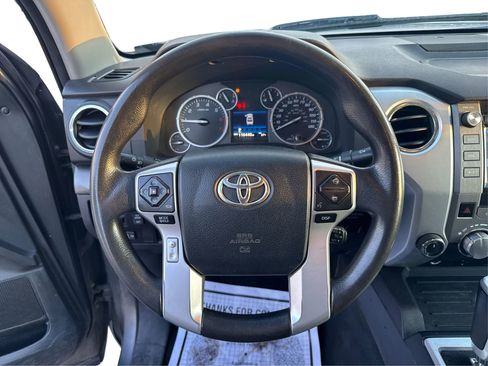 Used 2017 Toyota Tundra SR5 image 20