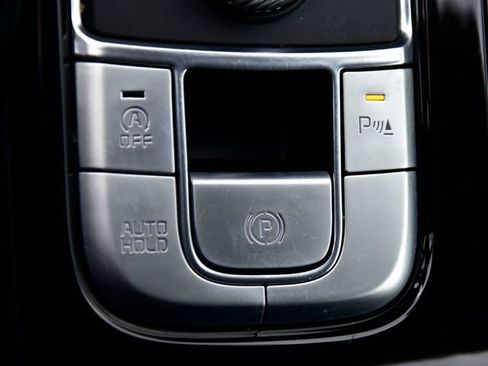 Used 2022 Kia Telluride S image 28