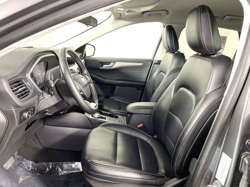 Used 2022 Ford Escape SEL image 16