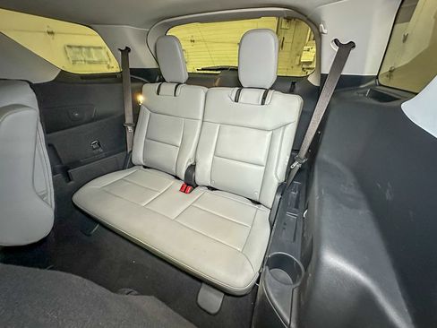 Used 2026 Ford Explorer Active w/ Active Comfort Package AWD/4WD image 28