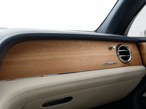 Certified 2023 Bentley Bentayga AWD/4WD image 41