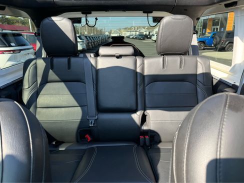 Used 2023 Jeep Wrangler Sahara w/ Cold Weather Group image 29