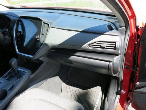 Used 2024 Subaru Crosstrek 2.0i Premium image 12