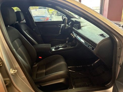 Used 2023 Honda Civic Sport image 26