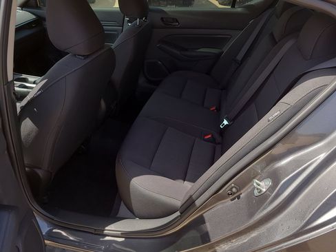 Certified 2025 Nissan Altima 2.5 S FWD image 7