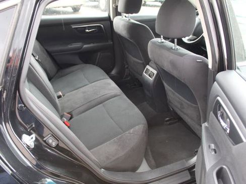 Used 2014 Nissan Altima 2.5 SV w/ Convenience Package FWD image 17
