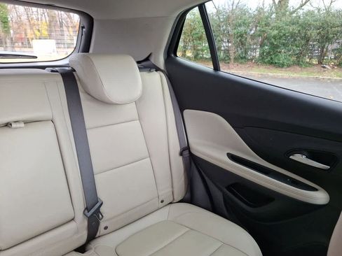 Used 2019 Buick Encore Essence image 14