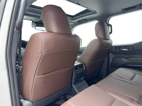 Used 2025 Toyota Land Cruiser w/ Premium Package image 37