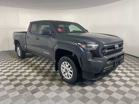 New 2026 Toyota Tacoma SR5 image 7