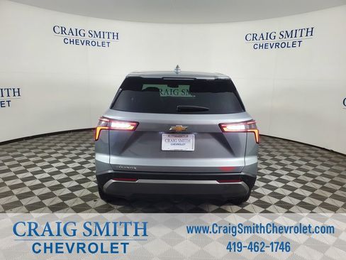 Used 2025 Chevrolet Equinox LT image 4