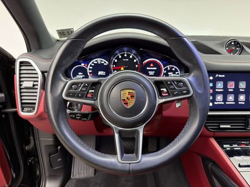 Used 2023 Porsche Cayenne image 20