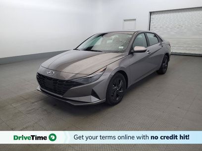 Used 2023 Hyundai Elantra SEL w/ Cargo Package