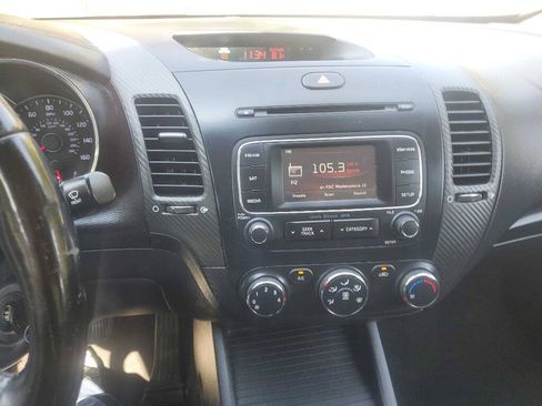 Used 2014 Kia Forte EX FWD image 24