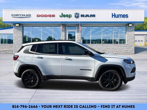 New 2026 Jeep Compass Latitude image 2