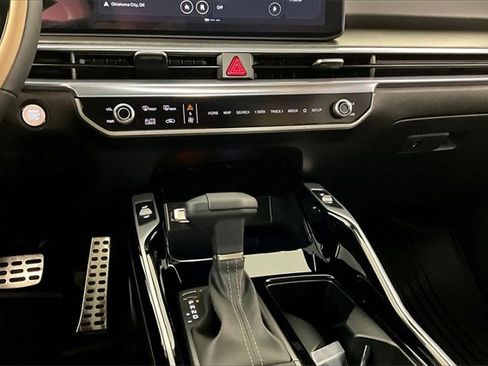 New 2026 Kia Sorento SX Prestige w/ Olive Brown Leather Package image 6