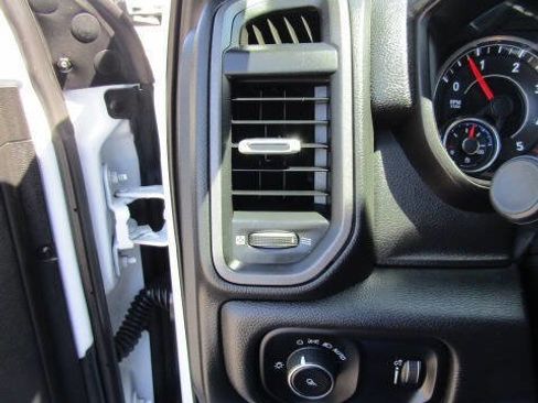 Used 2022 RAM 3500 Tradesman AWD/4WD image 15