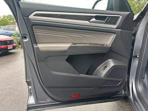 Certified 2023 Volkswagen Atlas SE AWD/4WD image 10
