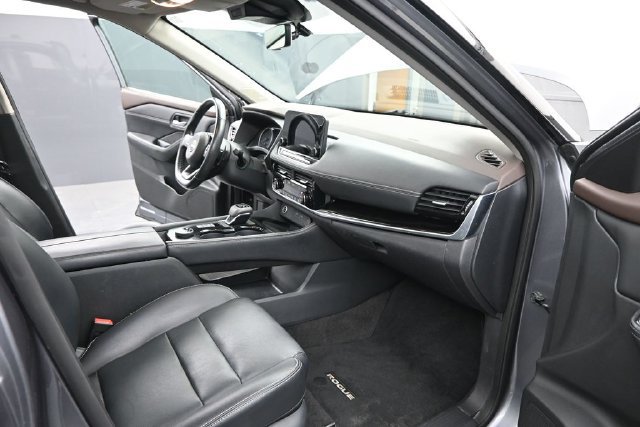 Used 2023 Nissan Rogue SL w/ SL Premium Package AWD/4WD image 22
