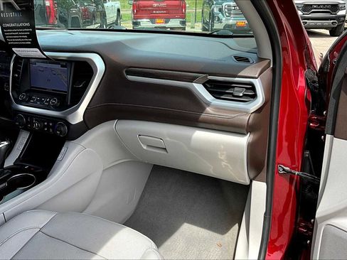 Used 2017 GMC Acadia SLT image 17