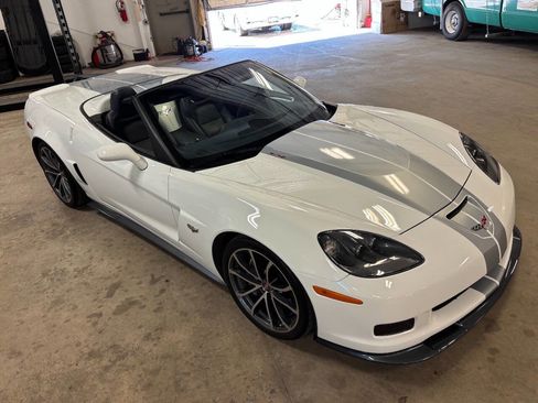 Used 2013 Chevrolet Corvette 427 w/ 1SC Preferred Equipment Group RWD image 37
