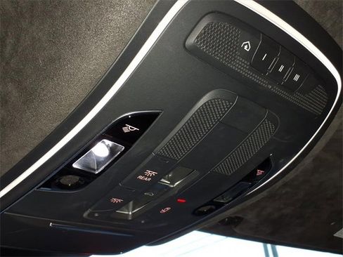 Used 2017 Audi S8 Plus w/ Dynamic Package image 21