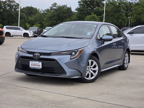 Used 2024 Toyota Corolla LE FWD image 1