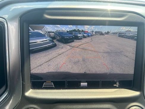 Used 2020 Chevrolet Silverado 1500 LTZ w/ LTZ Premium Package AWD/4WD image 23