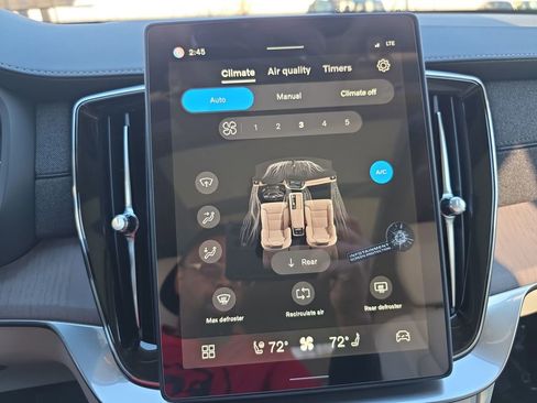 New 2026 Volvo XC90 T8 Ultra image 31