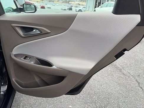 Used 2022 Chevrolet Malibu LS image 29