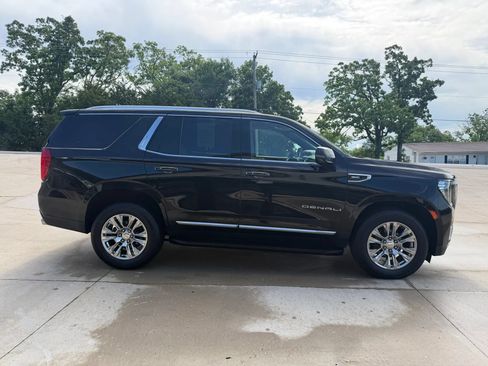 Used 2021 GMC Yukon Denali AWD/4WD image 2