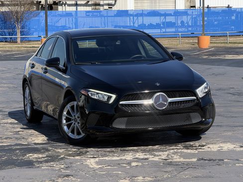 Used 2019 Mercedes-Benz A 220 A 220 image 3