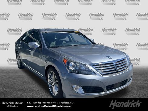Used 2014 Hyundai Equus Signature RWD image 1