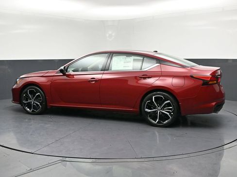 New 2026 Nissan Altima 2.5 SR FWD image 27