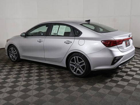 Used 2019 Kia Forte S image 10
