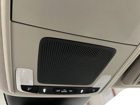 New 2025 Honda Pilot EX-L image 25