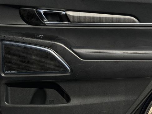 Used 2023 Kia Telluride SX image 27