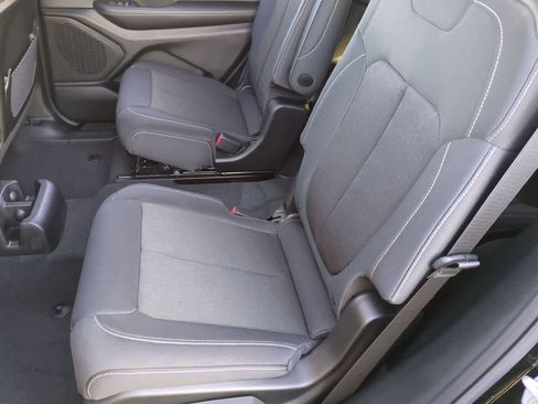 New 2025 Jeep Grand Cherokee L Laredo RWD image 20