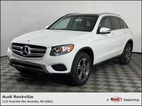 Used 2019 Mercedes-Benz GLC 300 4MATIC image 1