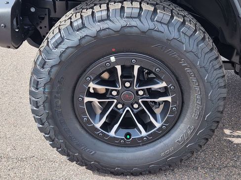 New 2025 Jeep Wrangler Rubicon image 6