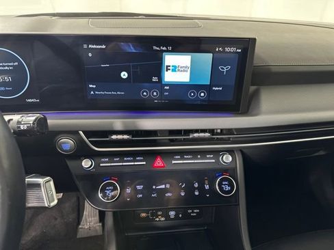 Used 2024 Hyundai Sonata Limited image 21