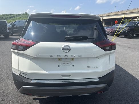 Used 2023 Nissan Rogue SL AWD/4WD image 4