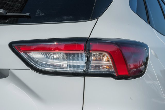 Used 2021 Ford Escape SEL FWD image 8