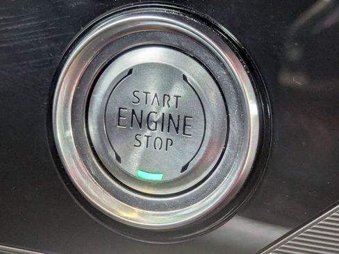 Used 2023 Chevrolet Corvette Stingray Premium Cpe w/ Z51 Performance Package image 30