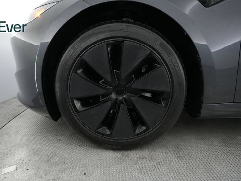 Used 2025 Tesla Model 3 Long Range RWD image 19