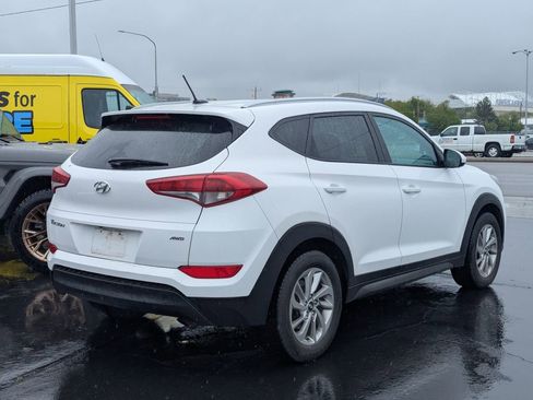Used 2016 Hyundai Tucson SE w/ Option Group 02 AWD/4WD image 4