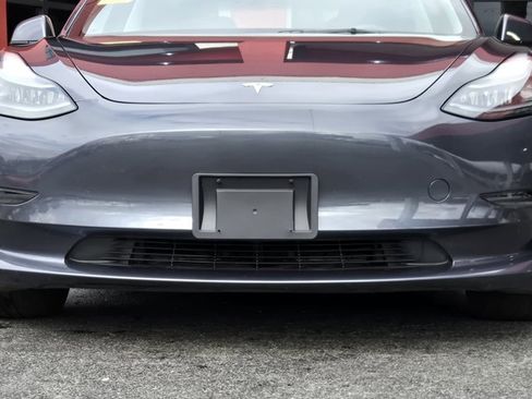 Used 2023 Tesla Model 3 Standard Range image 11