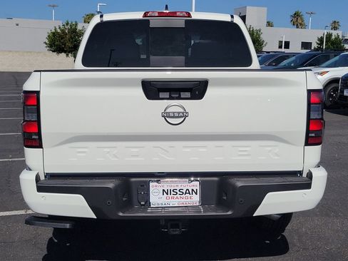 New 2026 Nissan Frontier SV RWD image 10