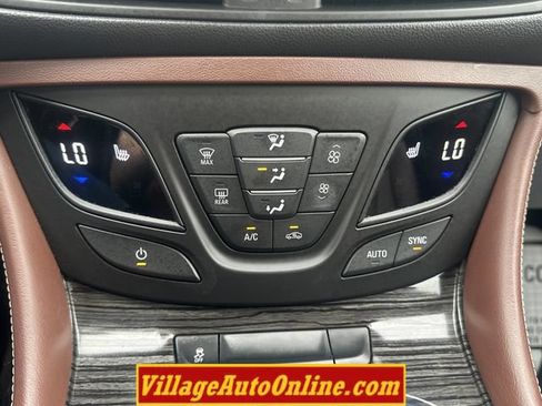 Used 2017 Buick Envision Essence AWD/4WD image 24