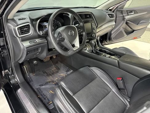 Used 2021 Nissan Maxima 3.5 SV w/ Floor Mat Group FWD image 14