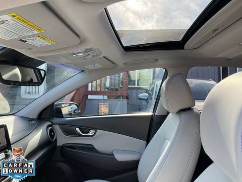 Used 2023 Hyundai Kona Limited FWD image 21